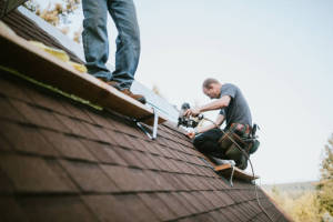 Local Roofers in Hood College, MD